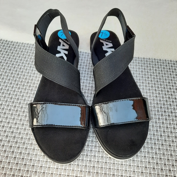 Anne Klein Sport Ankle Strap Comfort Sandals Small Wedge Black 7.5 NEW - Picture 3 of 12